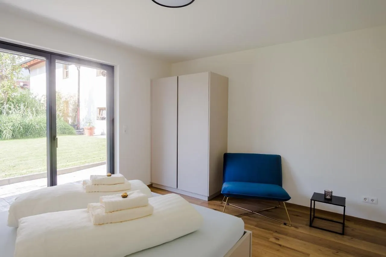 アパート Moderne Wohnung Mit Terrasse インスブルック オーストリア
