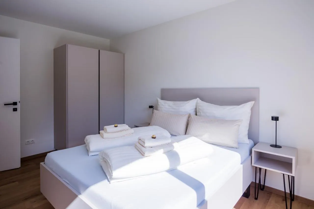 Moderne Wohnung Mit Terrasse Innsbruck 0*,  Austria